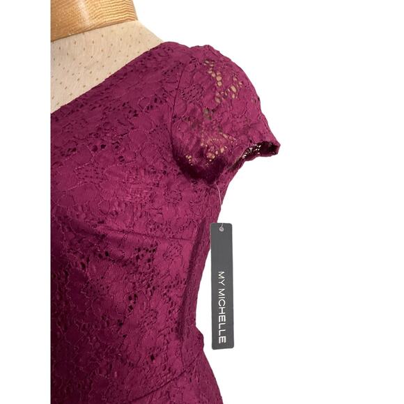 My Michelle Juniors Burgundy Lace Fit-and-Flare Dress Size 11 Open Back New - Picture 12 of 14